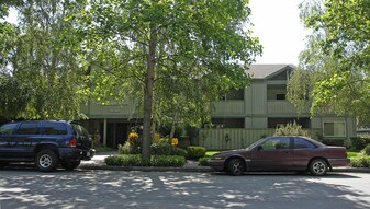 Birchwood Garden Apartments in Fremont, CA - Building Photo