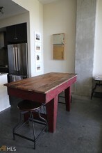 130 Arizona Ave NE-Unit -304 in Atlanta, GA - Building Photo - Building Photo