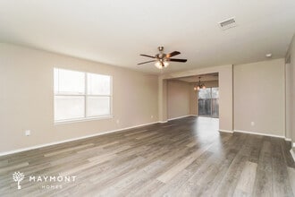 10607 Terrace Crest in San Antonio, TX - Building Photo - Building Photo