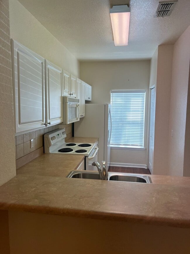 4440 NW 49th St in Gainesville, FL - Building Photo - Building Photo