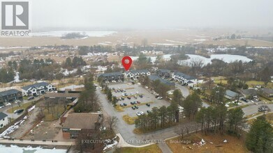 20 Trailside Dr in Haldimand, ON - Building Photo - Building Photo