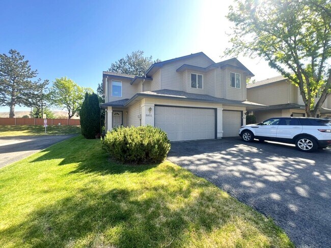 property at 5851 N Cobbler Ln