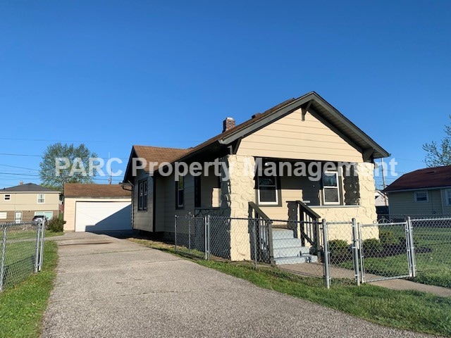 property at 480 S Luett Ave