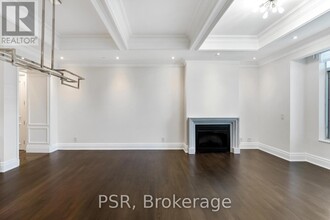 311-4311 Bay St. in Toronto, ON - Building Photo - Building Photo