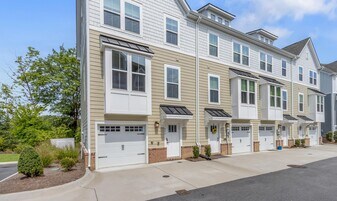 446 Westport St in Norfolk, VA - Building Photo