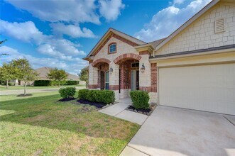 6710 Trinity Trail Ln in Rosenberg, TX - Building Photo - Building Photo