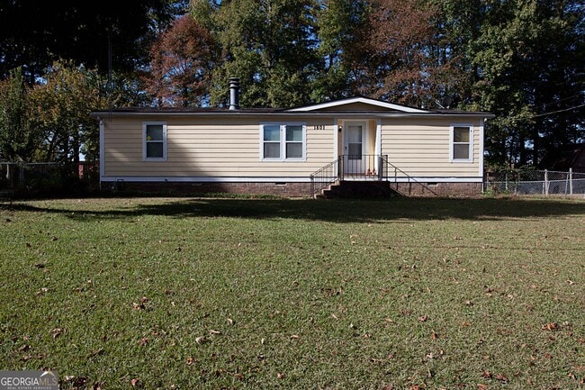 1801 Marie Way in Lawrenceville, GA - Foto de edificio - Building Photo