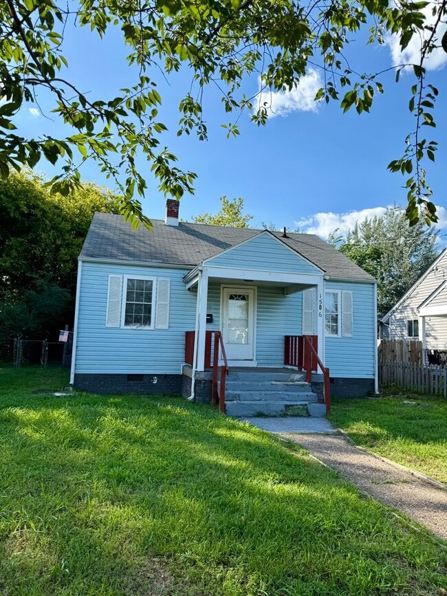 property at 1506 N 30th St