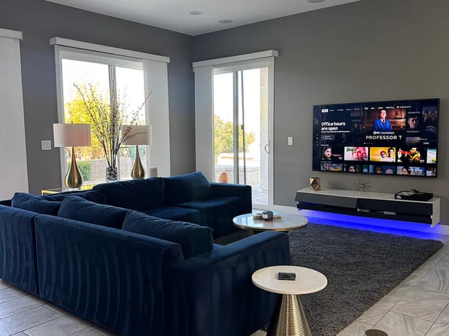 217 Cromarty St in Henderson, NV - Foto de edificio - Building Photo