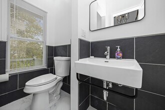 520 Smith St in Detroit, MI - Building Photo - Building Photo