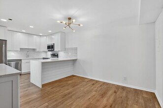 1010 NE 8th Ave in Delray Beach, FL - Building Photo - Building Photo