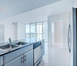 1861 NW South River Dr, Unit 1903 in Miami, FL - Building Photo - Building Photo