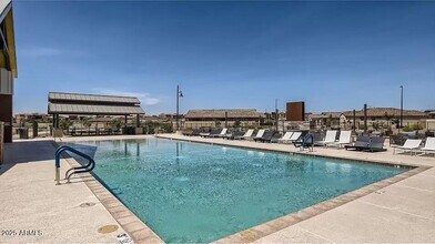 4073 E Amoroso Dr in Gilbert, AZ - Building Photo - Building Photo
