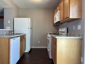 5098 Stoneybrook Blvd in Hilliard, OH - Building Photo - Building Photo