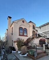 329 E Chester St in Long Beach, NY - Building Photo