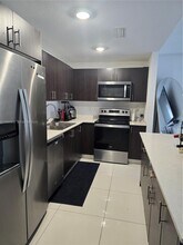 14437 SW 260th St in Princeton, FL - Building Photo - Building Photo