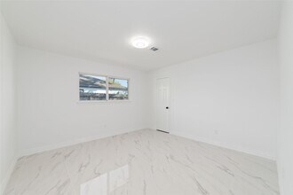 2707 Ashford Trail Dr in Houston, TX - Building Photo - Building Photo