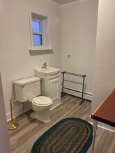 89 College St, Unit A in Burlington, VT - Foto de edificio - Building Photo