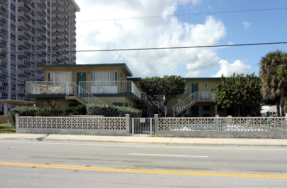 The Wave Residences in Pompano Beach, FL - Building Photo