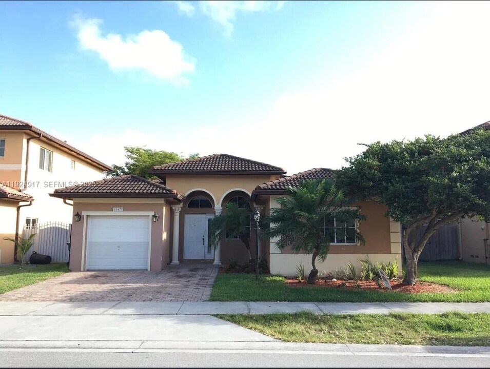 13471 SW 288th Terrace in Homestead, FL - Building Photo
