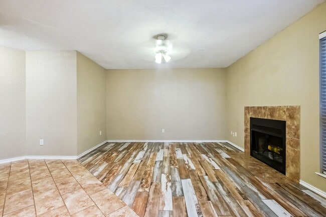 1608 Pecan Chase Cir in Arlington, TX - Building Photo - Building Photo