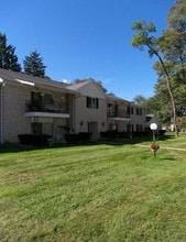 GREENLEAF in Elkhart, IN - Building Photo - Building Photo