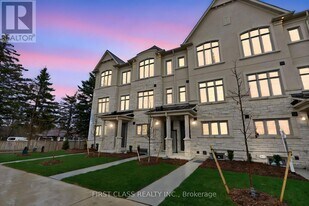 4289 Major Mackenzie Dr E in Markham, ON - Building Photo