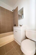 5001 W Adams St 204-210 S Lavergne Chicago, IL 60644 in Chicago, IL - Building Photo - Building Photo