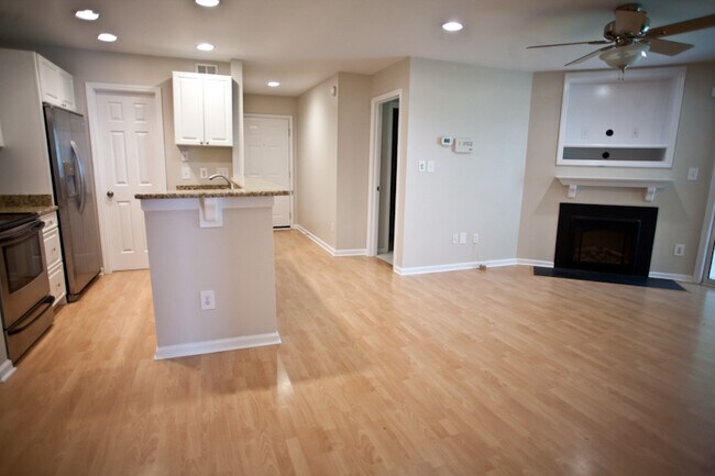 property at 1008 Kingswood Dr
