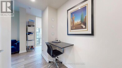 38 Monte Kwinter Ct in Toronto, ON - Building Photo - Building Photo