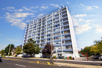 Colonel By Towers in Ottawa, ON - Building Photo - Building Photo