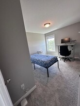 1729 Emerson Ct in Chaska, MN - Building Photo - Building Photo