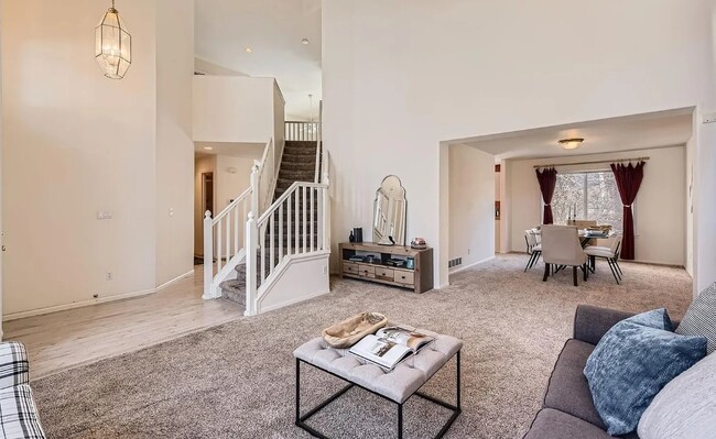 2645 S Kline Cir in Lakewood, CO - Foto de edificio - Building Photo