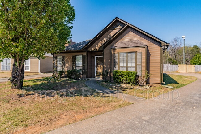 118 Cedar Bend Dr in Helena, AL - Building Photo - Building Photo