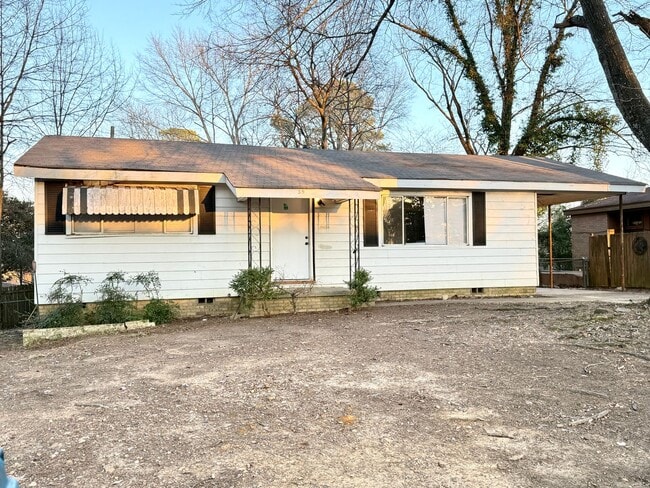 property at 35 Fairmont Dr