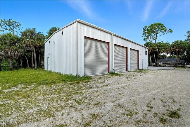 6070 Lancewood Way in Naples, FL - Building Photo - Building Photo