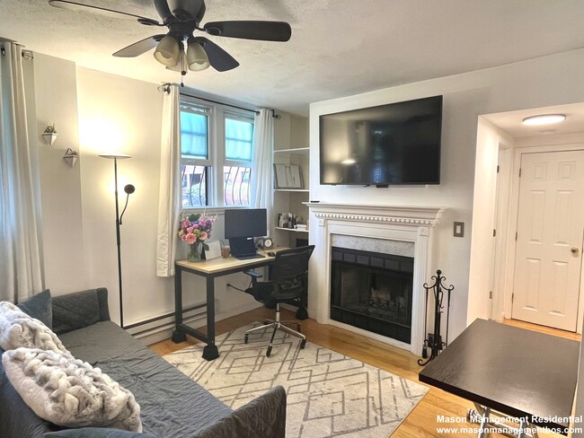80 W Concord St, Unit 14 in Boston, MA - Foto de edificio - Building Photo