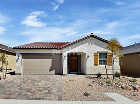 10358 Bishops Cap St in Las Vegas, NV - Building Photo