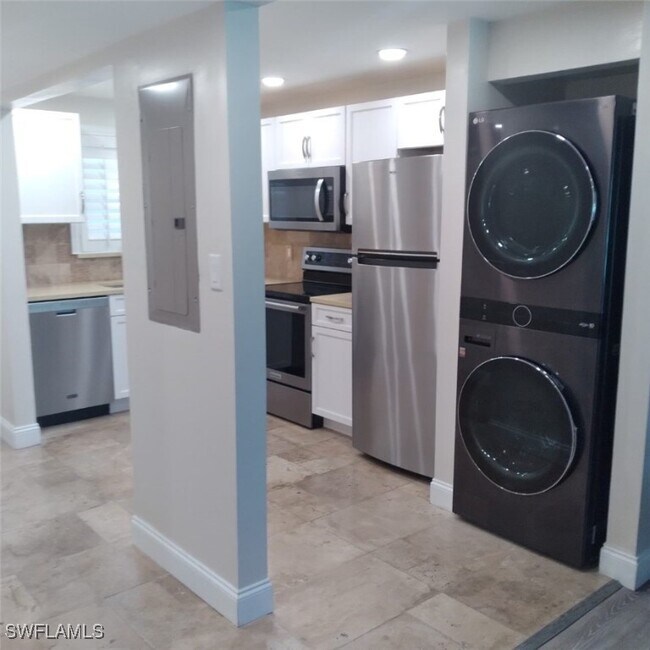 property at 101 Forest Lakes Blvd