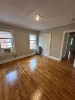 28 Foley St in West Hartford, CT - Building Photo