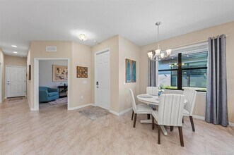 20644 Swallowtail Ct, Unit 302 in Venice, FL - Building Photo - Building Photo