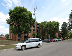 Washington Square III in Newark, OH - Building Photo - Building Photo