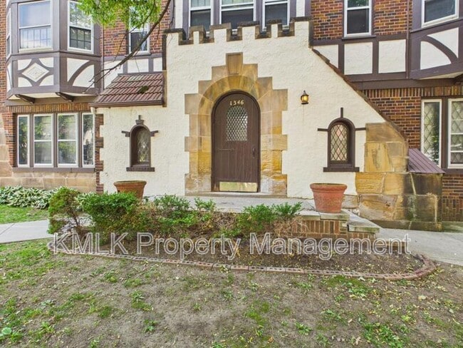 property at 1346 Kenilworth Ave