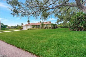 787 Overiver Dr in North Fort Myers, FL - Building Photo - Building Photo