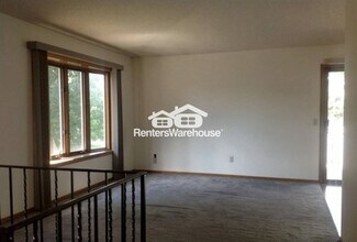 14778 Endicott Way in Apple Valley, MN - Building Photo - Building Photo