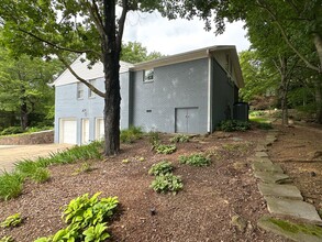1 W Prospect St in Fayetteville, AR - Building Photo - Building Photo