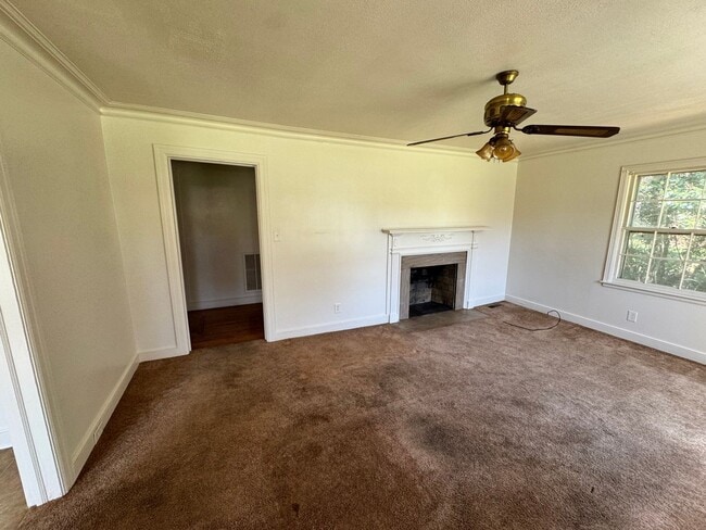 906 Mark Dr in Shelby, NC - Building Photo - Building Photo