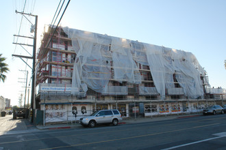 The Broadway Lofts in Santa Monica, CA - Building Photo - Building Photo