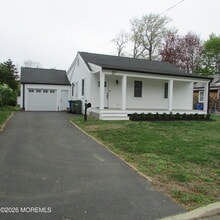 57 Villa Pl in Eatontown, NJ - Building Photo - Building Photo