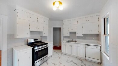 39 Turner St-Unit -2 in Boston, MA - Building Photo - Building Photo